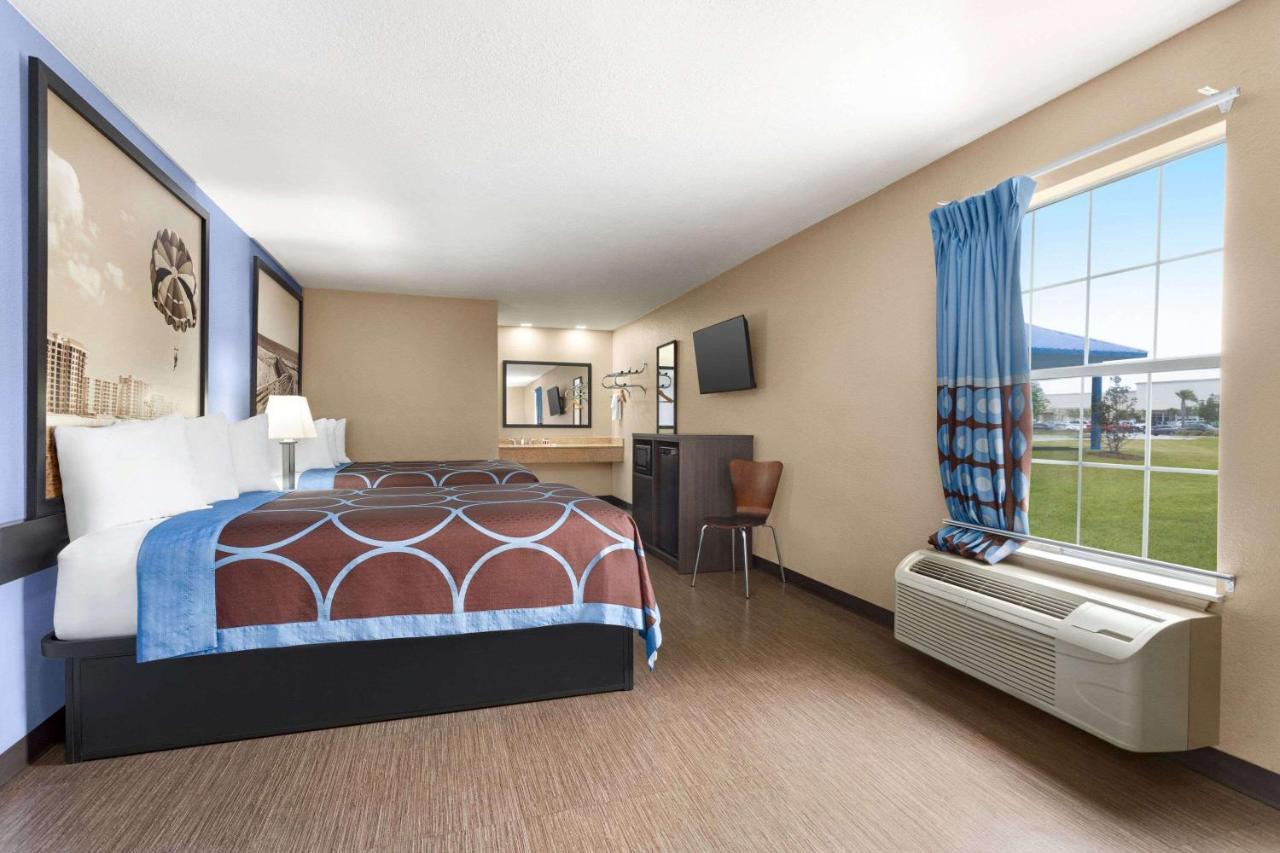 Super 8 By Wyndham Foley Motel Buitenkant foto